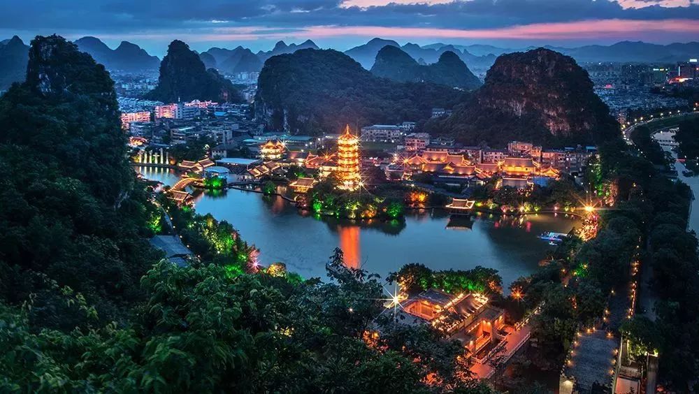 广西，多彩土地的魅力之旅🌟🌲🍊