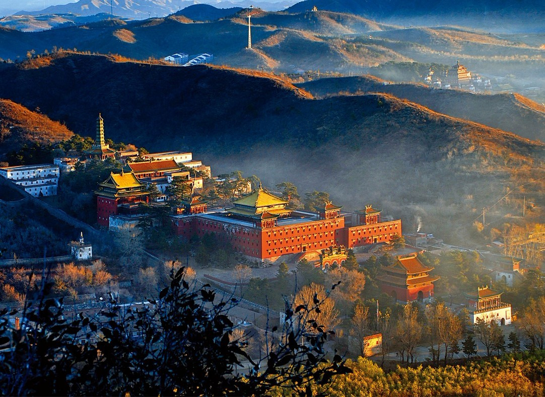 承德，历史长河中的璀璨明珠